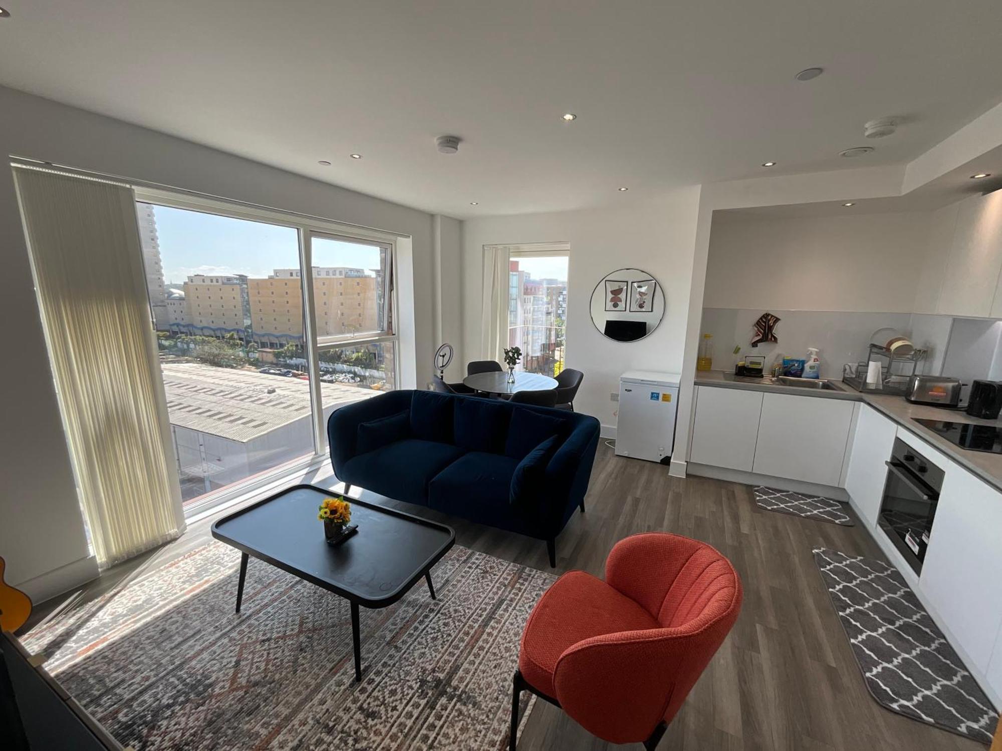 Deluxe Double Bed In Shared Apt Near Canary Wharf, City Airport & O2 Arena With Thames View Londra Exterior foto